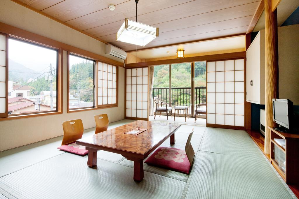Ayameya Ryokan Nakanojo Kamer foto